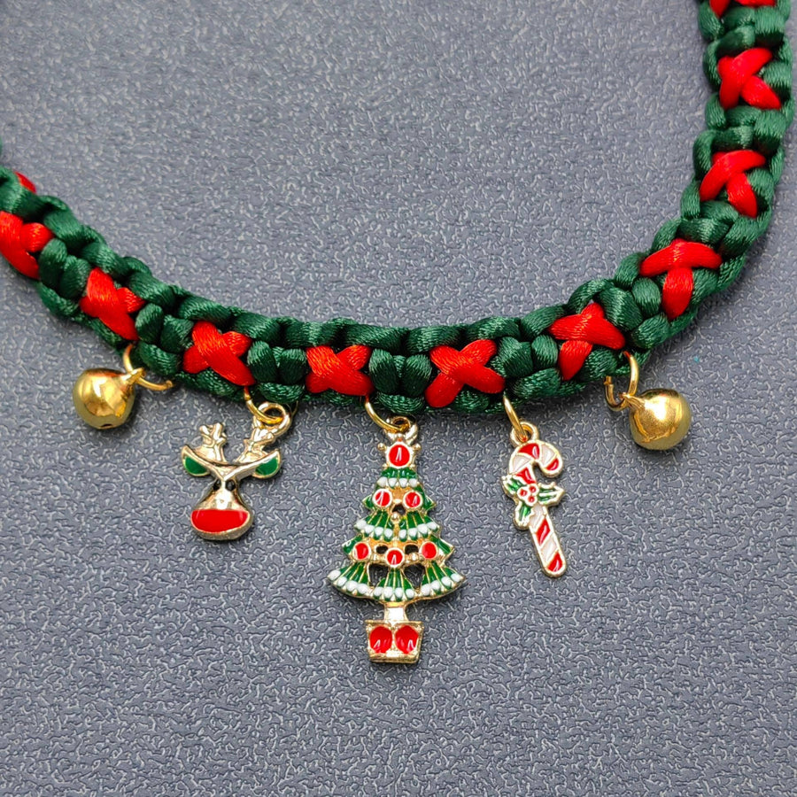 Green and red Christmas necklaces with Emaille pendants